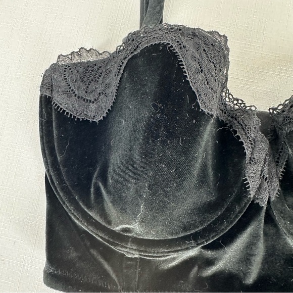 Victoria's Secret Women’s Size 32DD Dream Angels Black Velvet bra - Picture 4 of 12